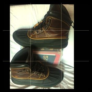 Nike leather ACG Woodside Boots